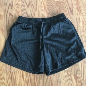 Worn once Nike XS athletic shorts 💪🏽