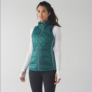 Lululemon Vest in Forage Green