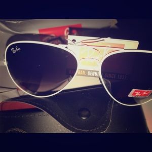 Ray ban sunglasses