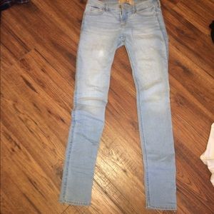 hollister light wash super skinny jeans