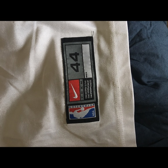 Allen Iverson 76ers home jersey - Picture 3 of 3