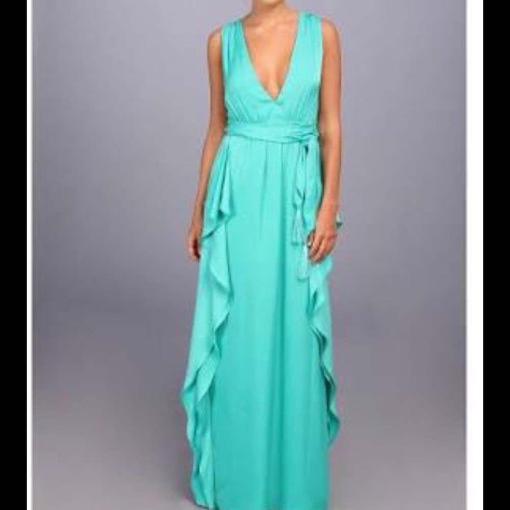 BCBGMAXAZRIA / Blue Suzanne