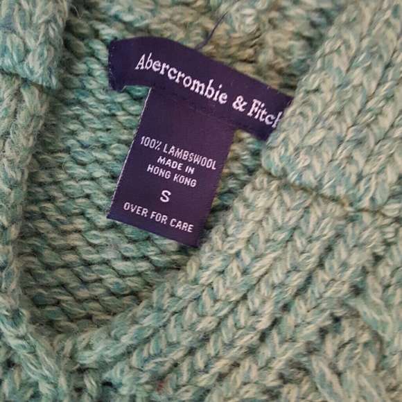 Abercrombie & Fitch 100% Lambswool Sweater - Picture 2 of 4