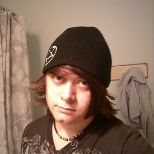 Meet your Posher, Cade