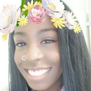 Meet your Posher, Donita