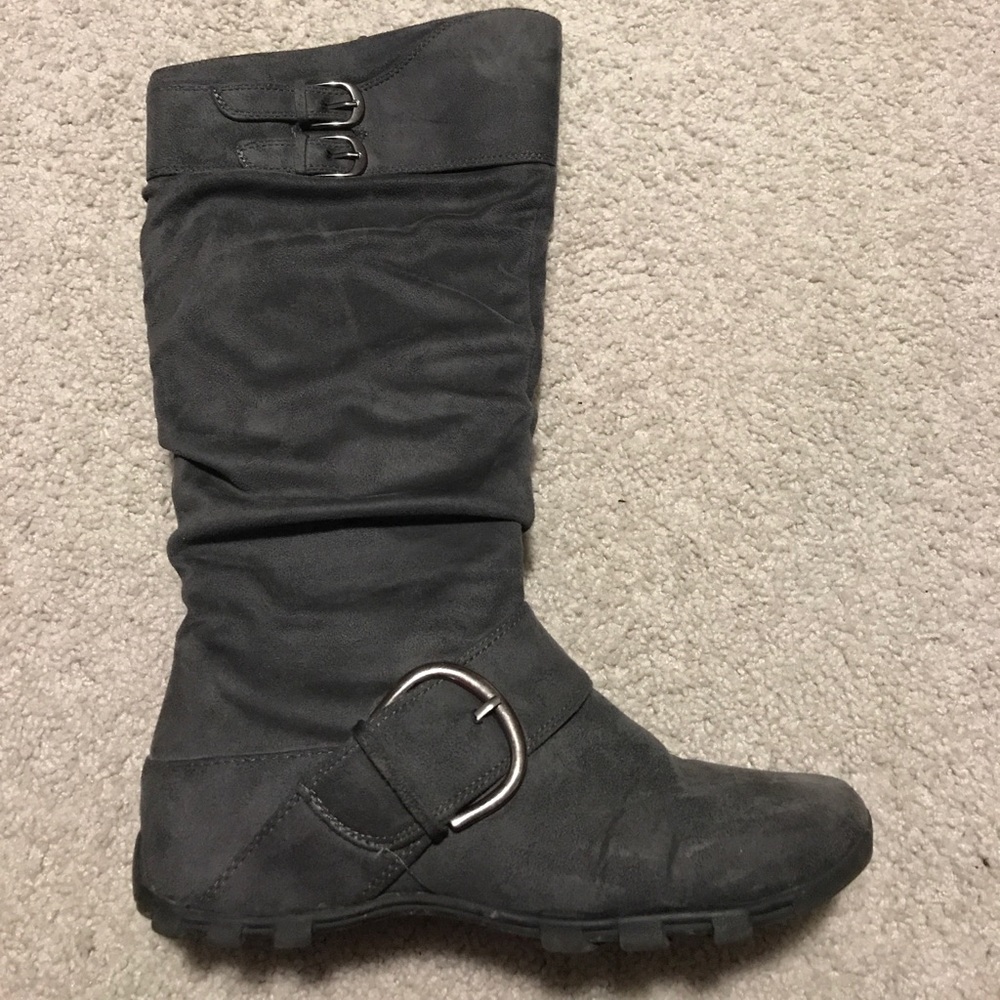 Dark gray up to the calf boots