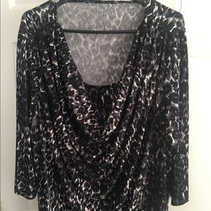 Women's plus size top