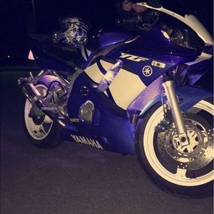 Meet your Posher, Adam