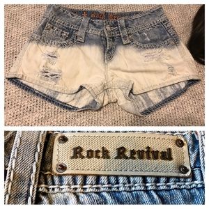 Rock Revival Bluebell Shorts Size 26