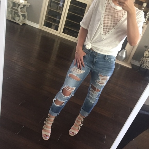 SALE⭐️LAST1•Mesh V So Trendy Tee - Picture 2 of 7