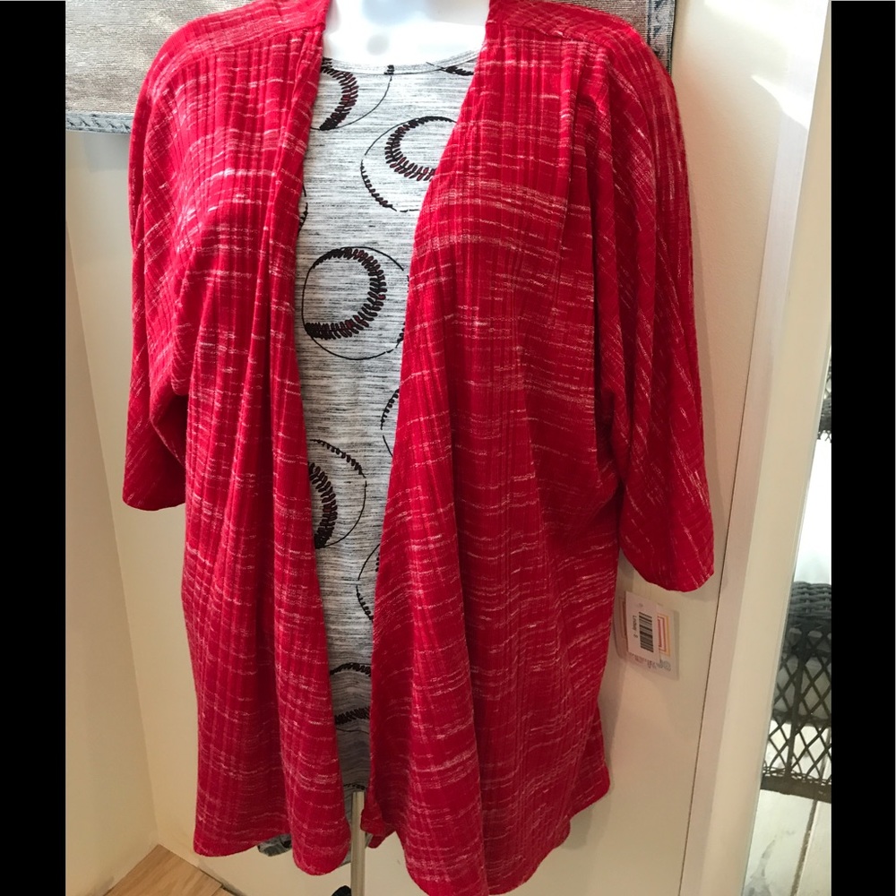 NWT Lularoe Small Red Heathered 3/4 Sleeve Lindsay