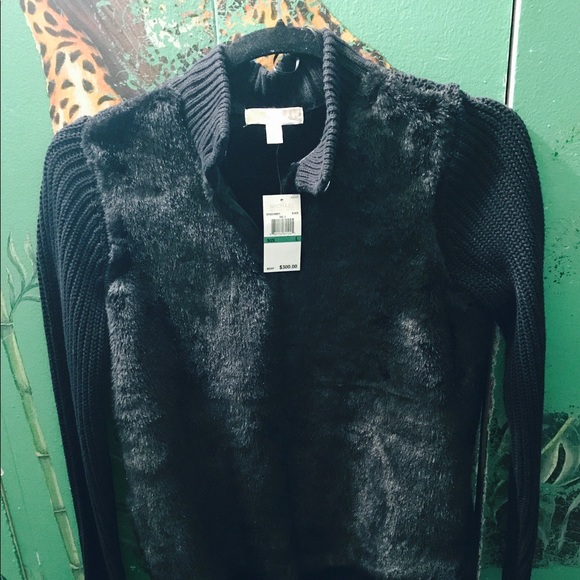 Michael Kors Sweaters - MICHAEL KORS FUR FRONT SWEATER.