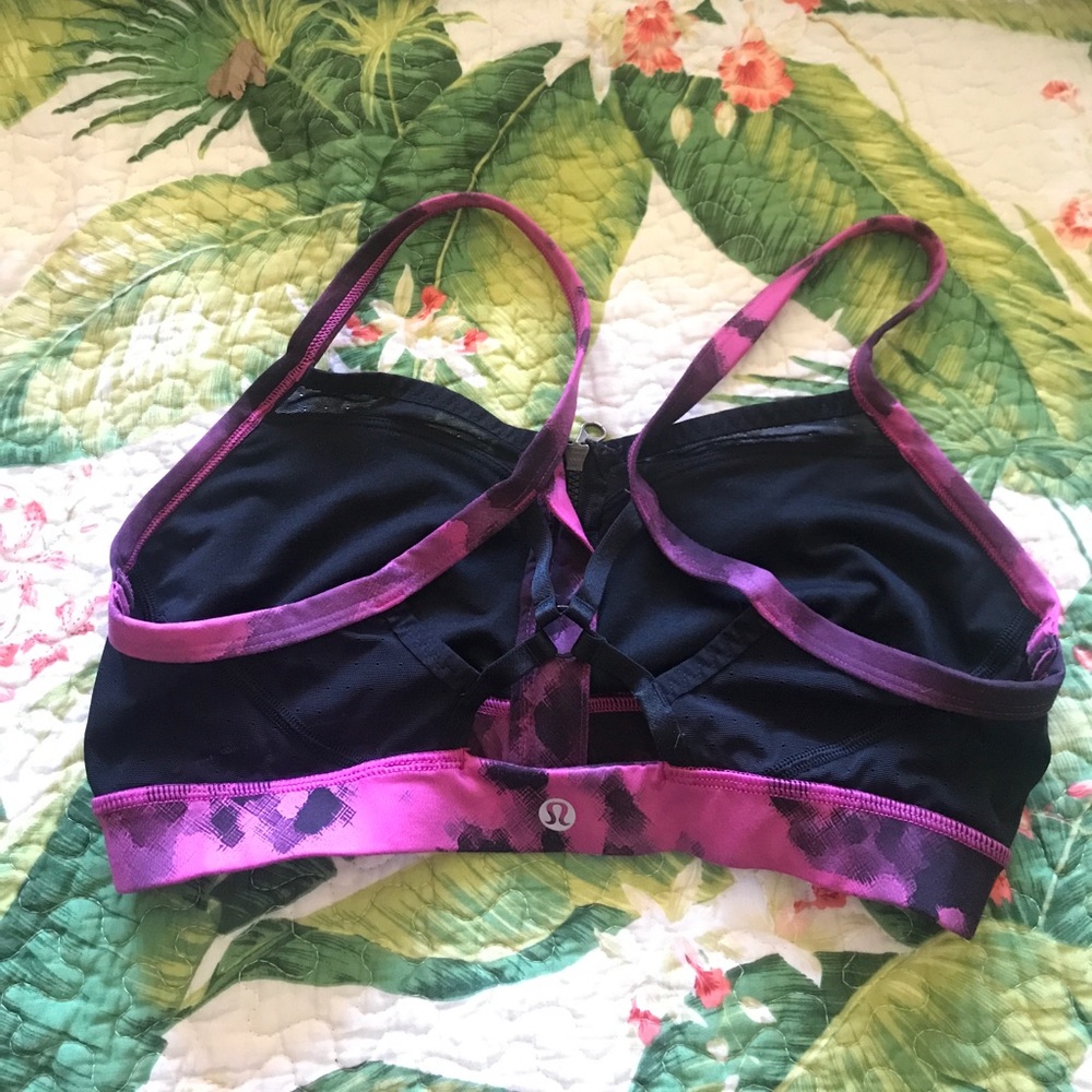 Lululemon bra