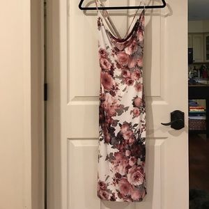 •NWT •floral print midi dress •cross back
