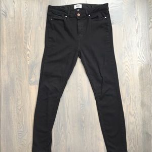 ✨HP!✨Paige Hoxton Ultra Skinny Mid rise Jeans