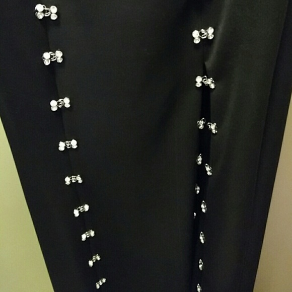 Tony Bowls Evening Gown - Picture 4 of 4