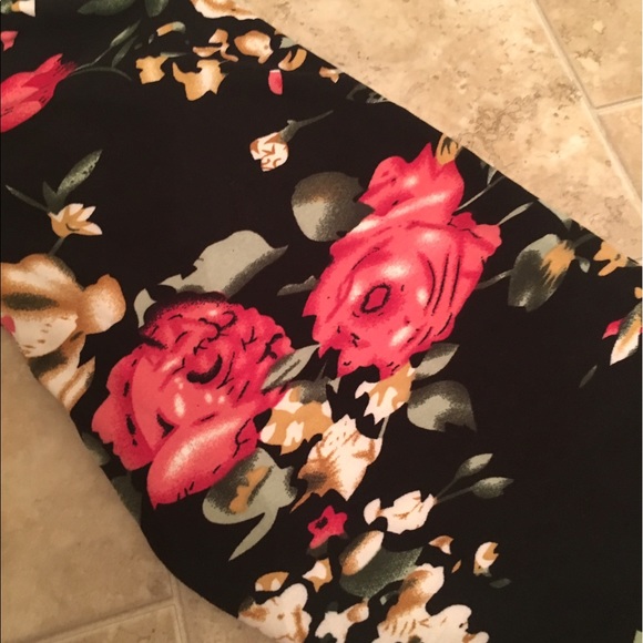 🆑 LAST ONE❗️Floral print leggings - Picture 4 of 4