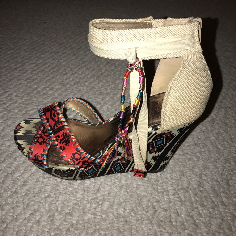 Aztec tassel wedges