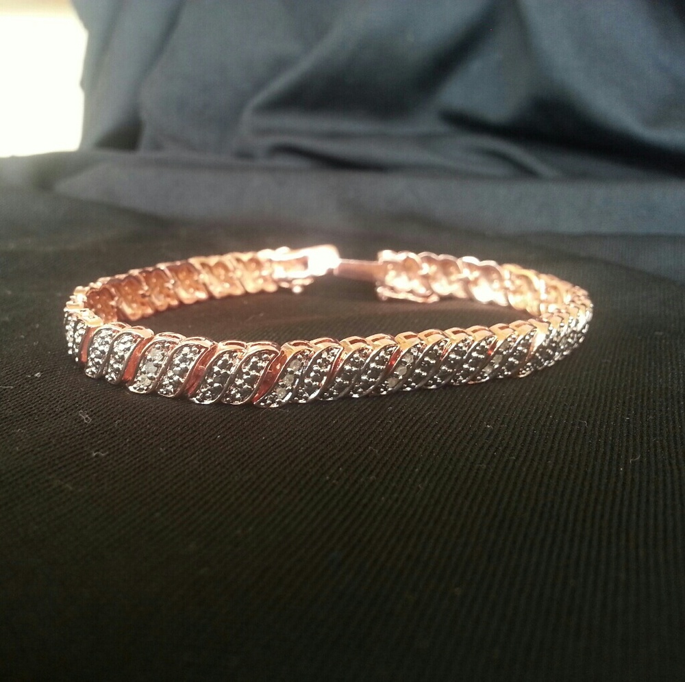 18 KARAT ROSE GOLD PLATED, DIAMOND WAVE LINK BRACE