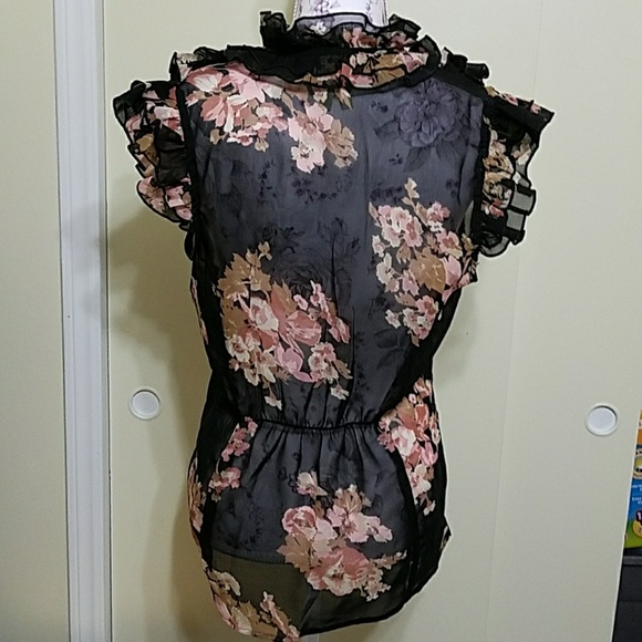 LG) LIVE 4 TRUTH  BLACK buttonup SLEEVELESS BLOUSE - Picture 5 of 7