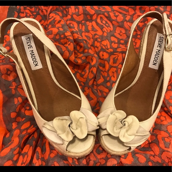 Sandals - Picture 2 of 2