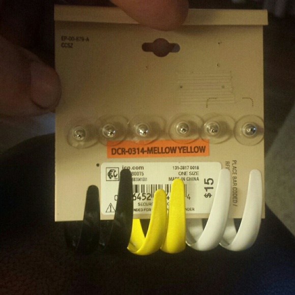 NWT 3 pairs loop earrings Decree brand - Picture 2 of 3