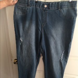 Women's plus size jeans