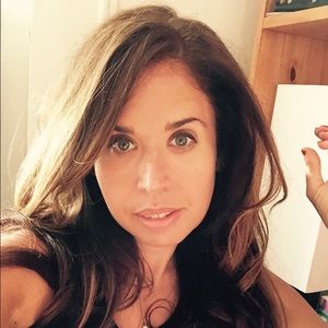 Meet your Posher, Sari