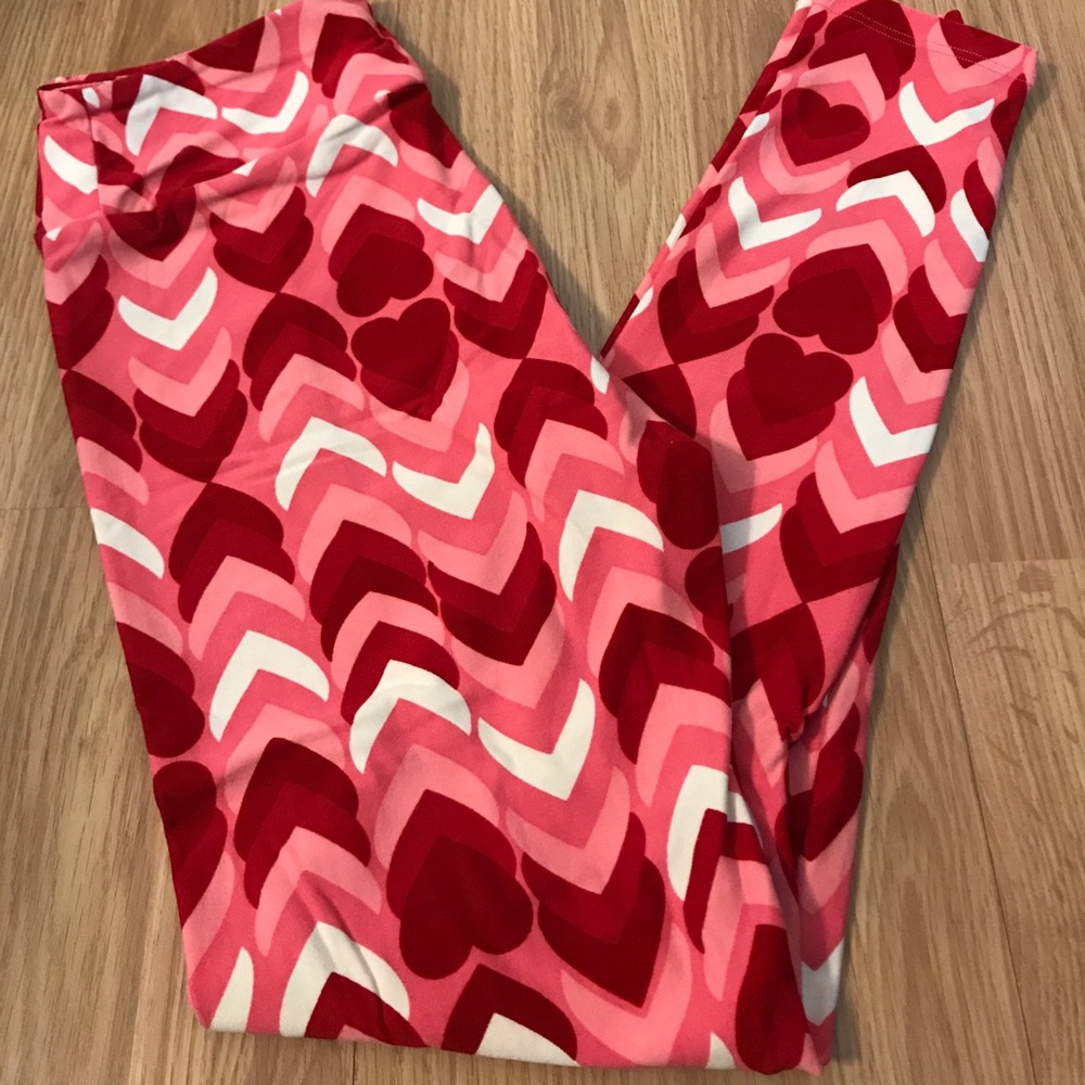 LuLaRoe OS Valentines Leggings