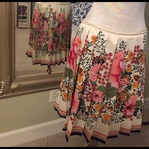 Pleated floral skirt.