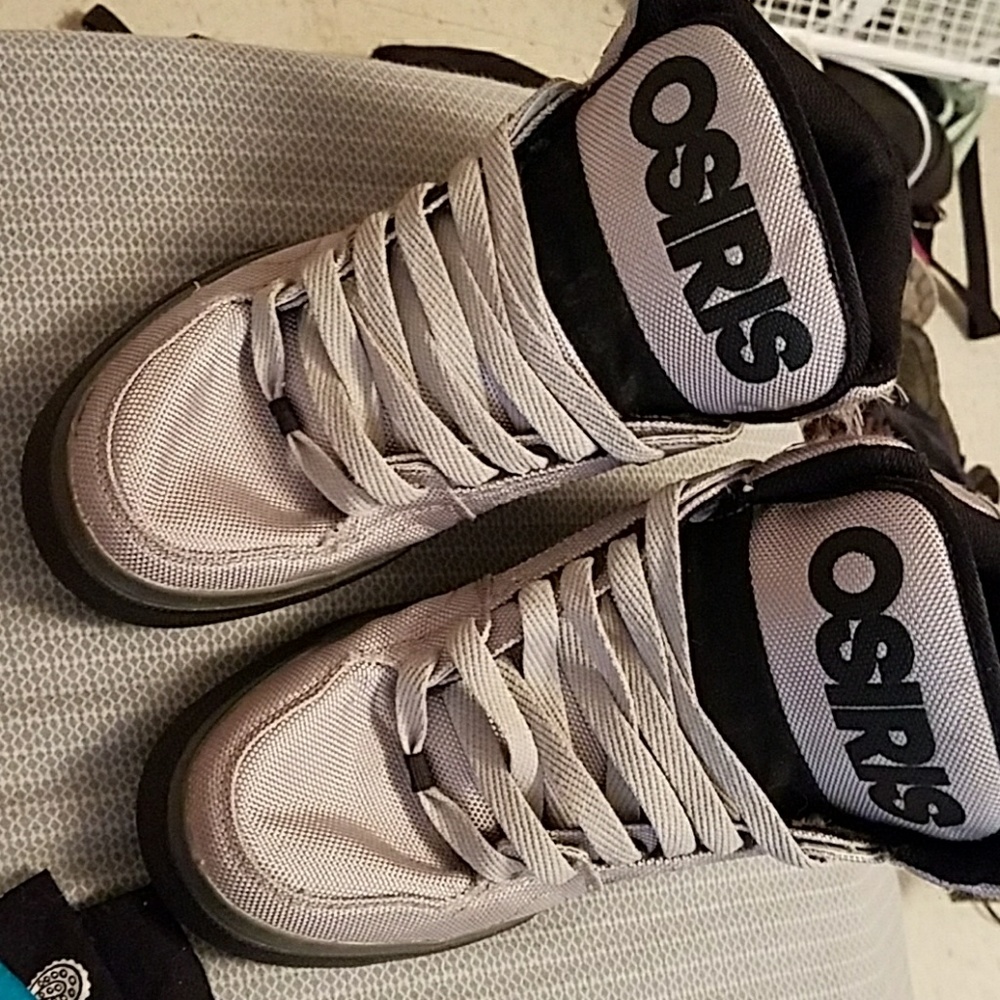 NWT men's size 8 Osiris shoes