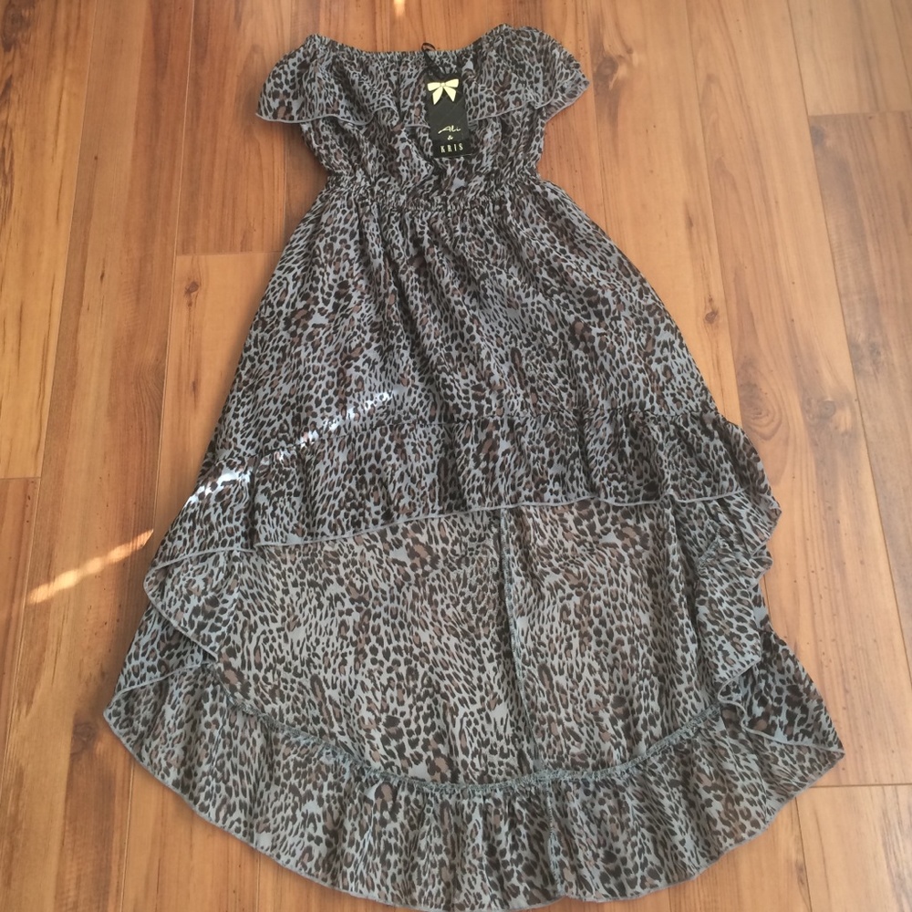 Beautiful brand new cheetah print high low dress S