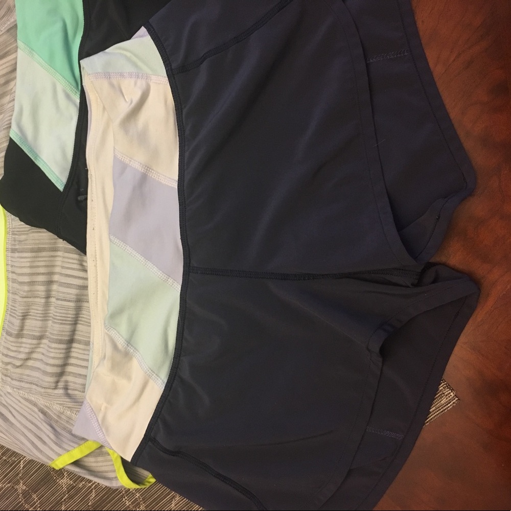 Lululemon Navy and White Speed Shorts size 4