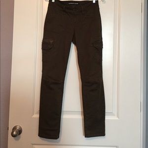 Cargo Military Green Mid Rise pants