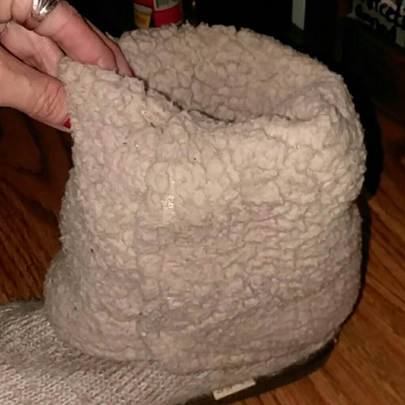 MukLuks boots - Picture 5 of 5