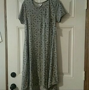 Lularoe Carly