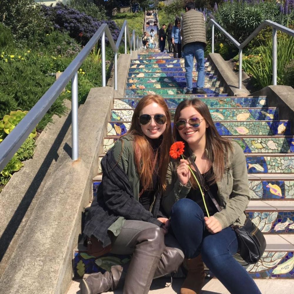 Meet your Posher, Lauren