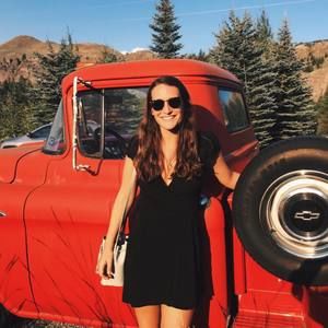 Meet your Posher, Isabelle