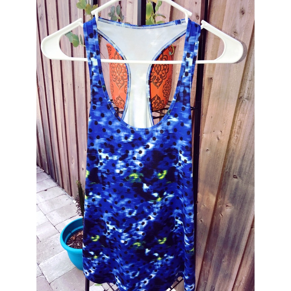 Lululemon razorback tank