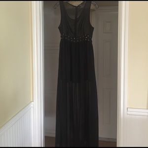 Chiffon maxi dress
