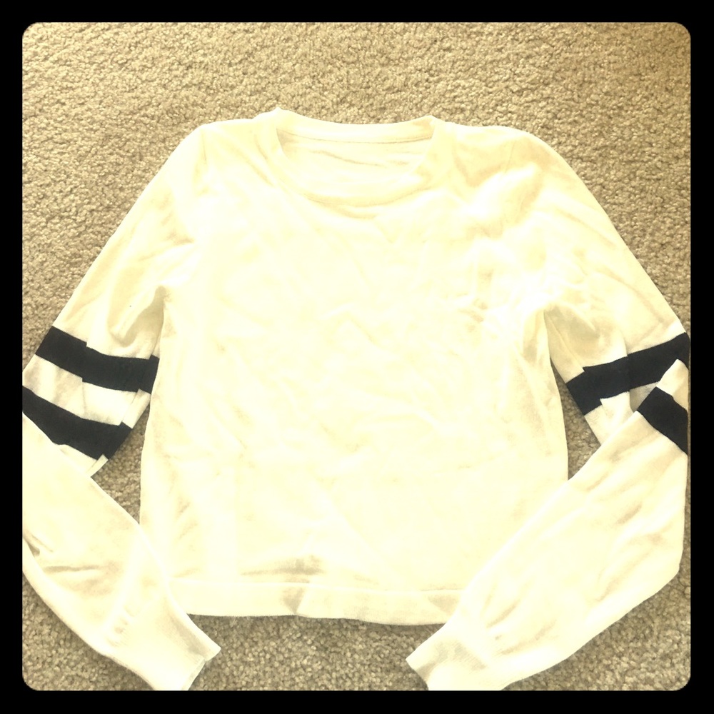 Romwe Cropped Long Sleeve Shirt