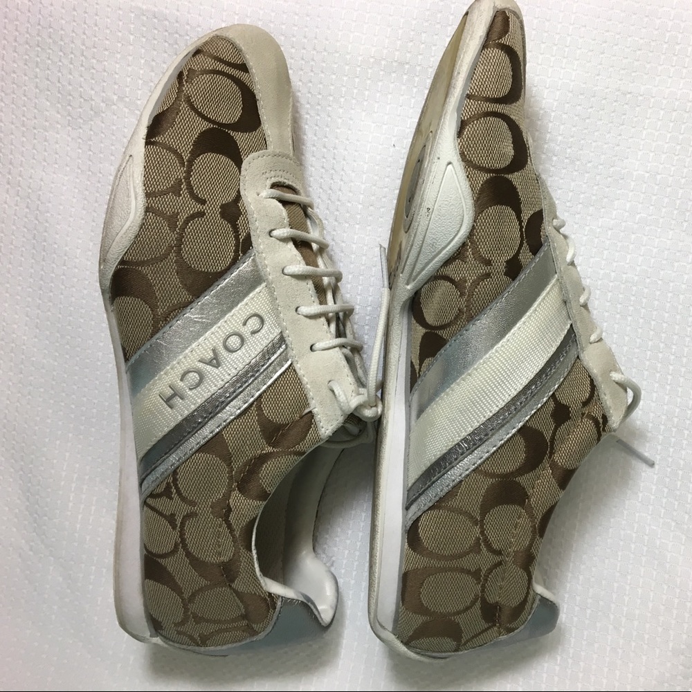 Coach Jayme womens size 9 casual full lace