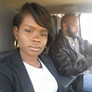 Meet your Posher, Derrick