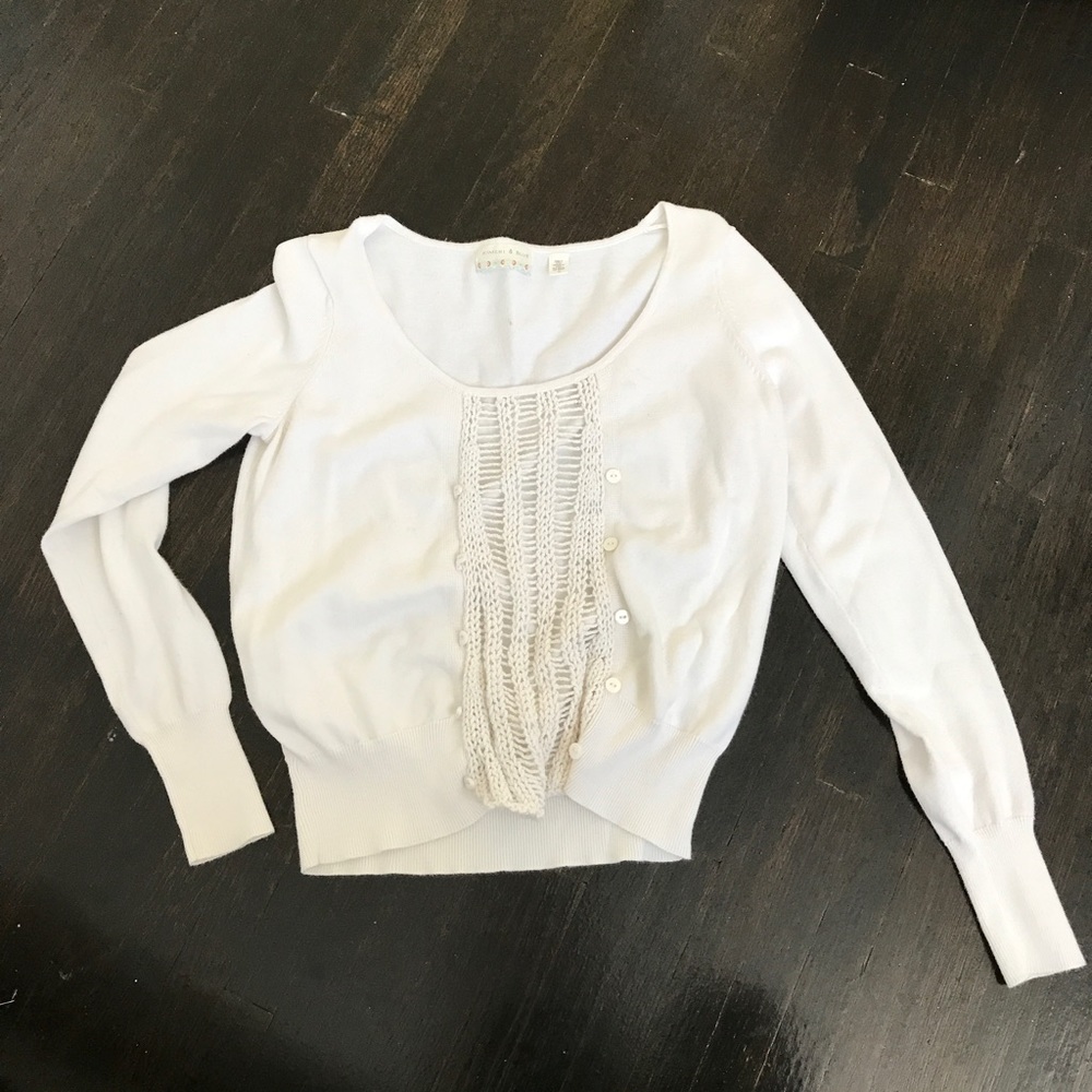 Urban Outfitter Light sweater