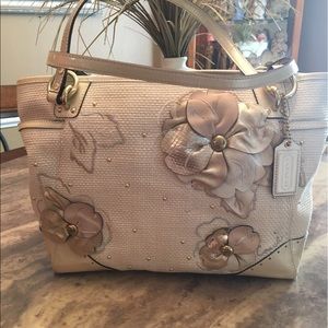 Coach floral shoulder bag