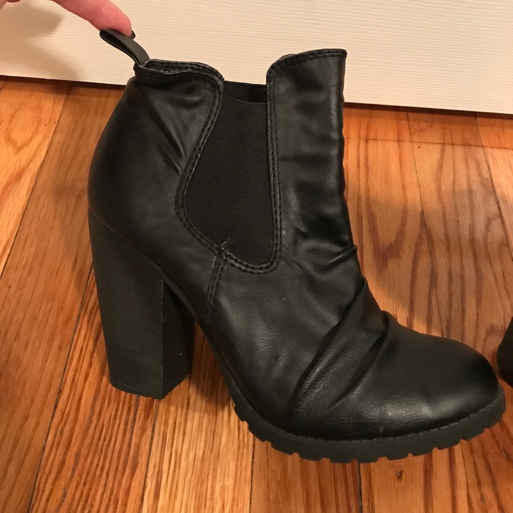 Black ankle boot