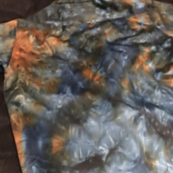 Button down - Picture 4 of 4