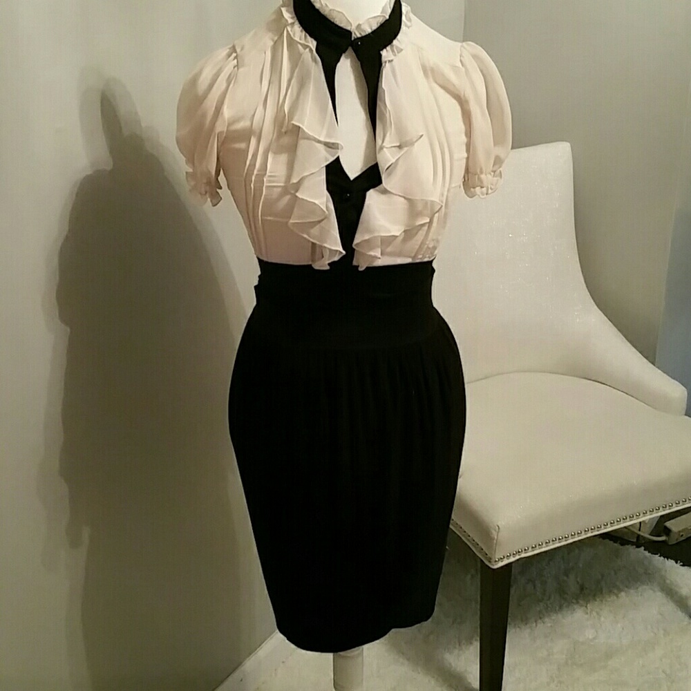 Old Navy Roman skirt