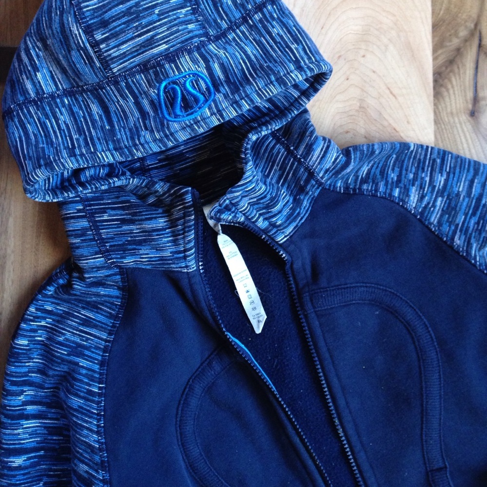 *ON SALE*Lululemon Scuba Hoodie Size 4