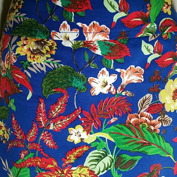 Talbot's Summer Floral Skirt - Picture 2 of 5